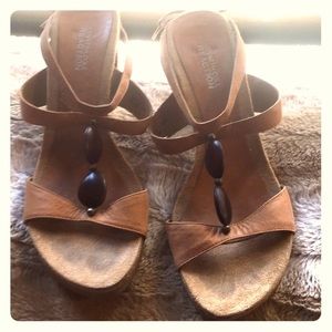 Kenneth Cole Reaction leather sandals